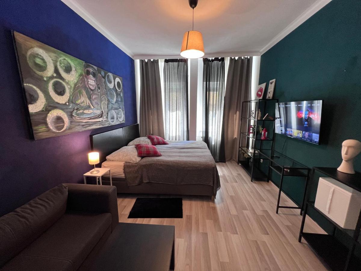 Legends Apartment *